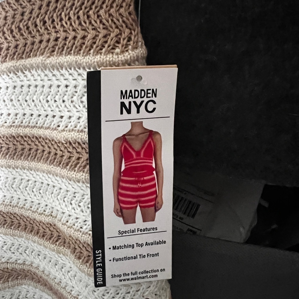 Maison NYC Women's Striped Knit Shorts - White and Tan - Picture 4 of 4